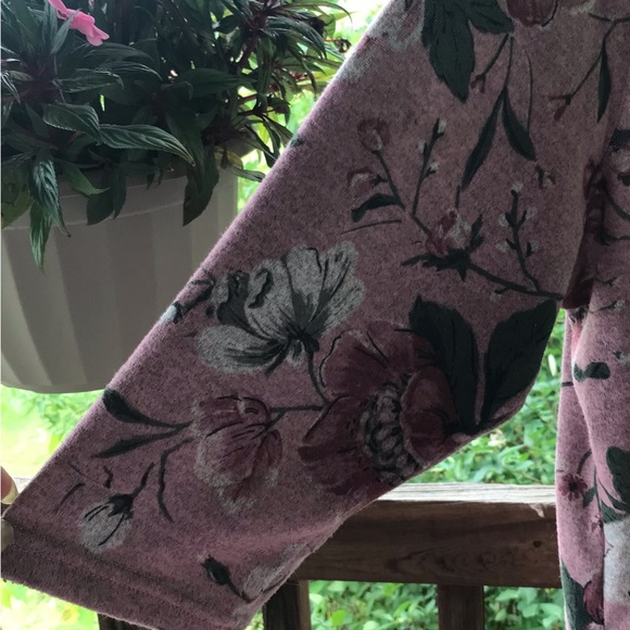 2 for $10.00! Mauve Heathered Floral Top/Cowl neck and Gems Sparkle - Picture 4 of 8